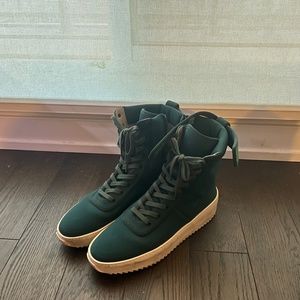 Green High top sneakers